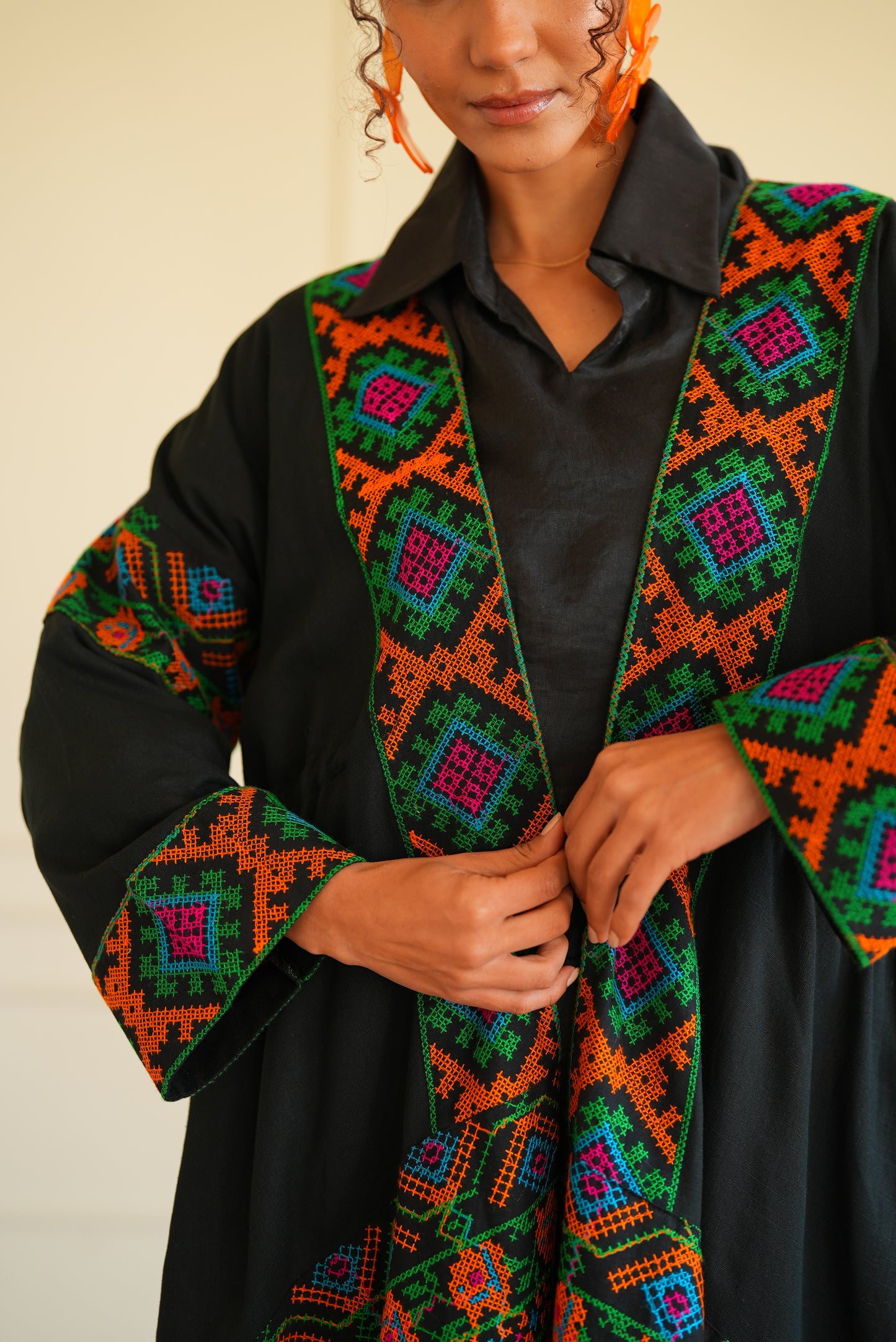 Arabian kaftan in black